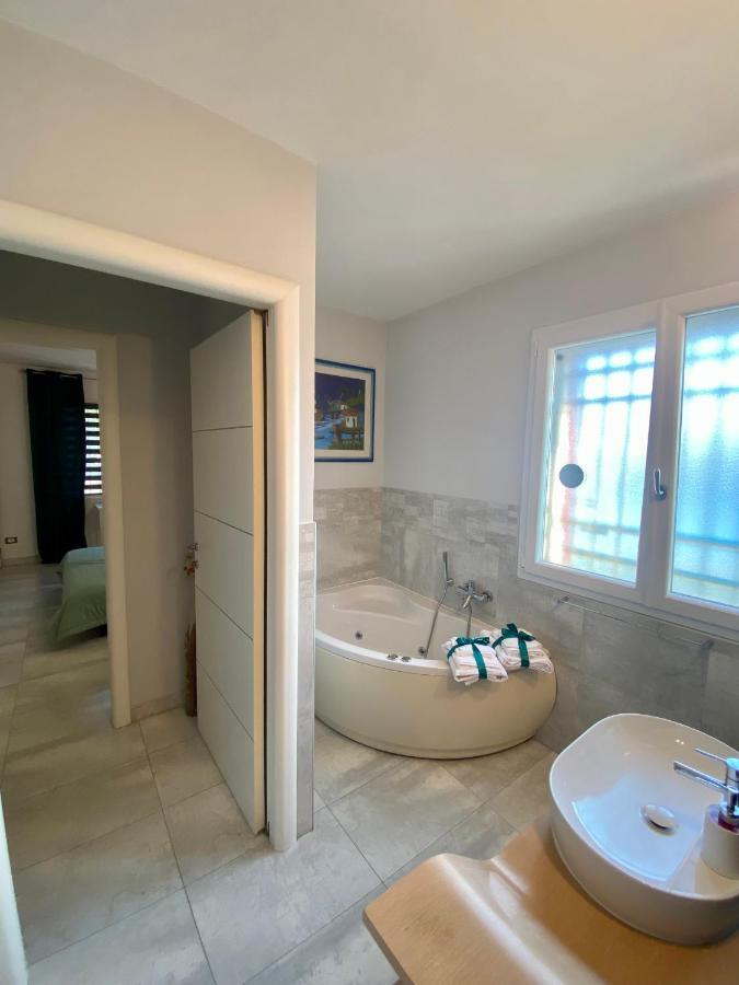 Tra Campagna E Mare Bed and Breakfast Lido delle Nazioni Εξωτερικό φωτογραφία